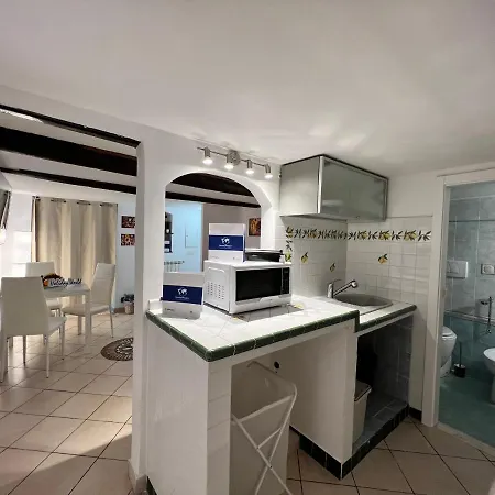 Apartment House David By Holiday World Genoa